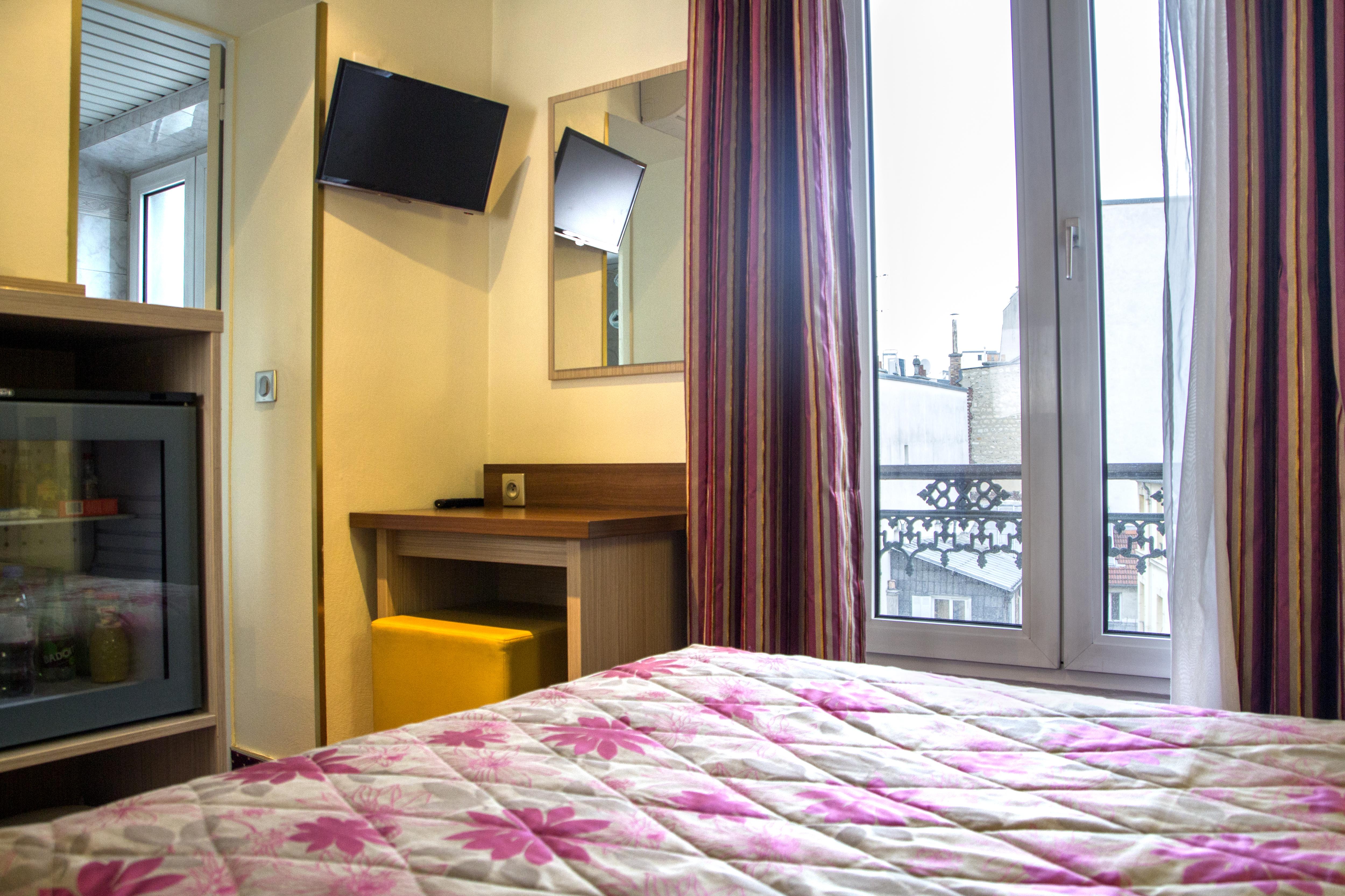 Hotel Terminus Montparnasse Paris Bagian luar foto