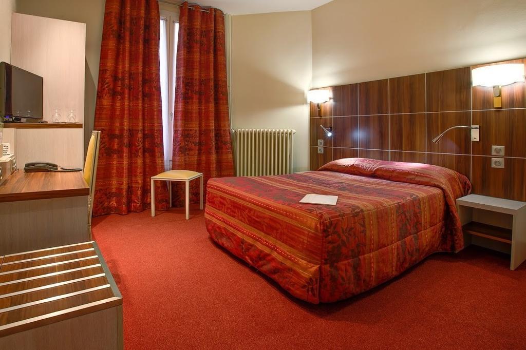 Hotel Terminus Montparnasse Paris Bagian luar foto