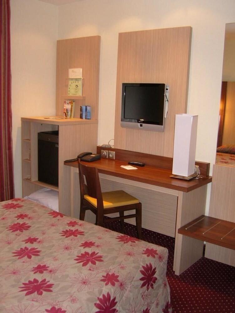 Hotel Terminus Montparnasse Paris Bagian luar foto