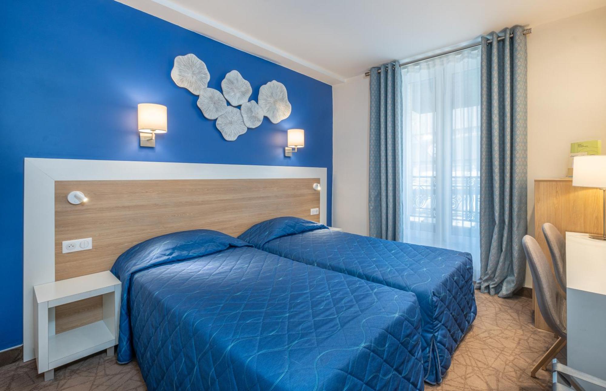 Hotel Terminus Montparnasse Paris Bagian luar foto