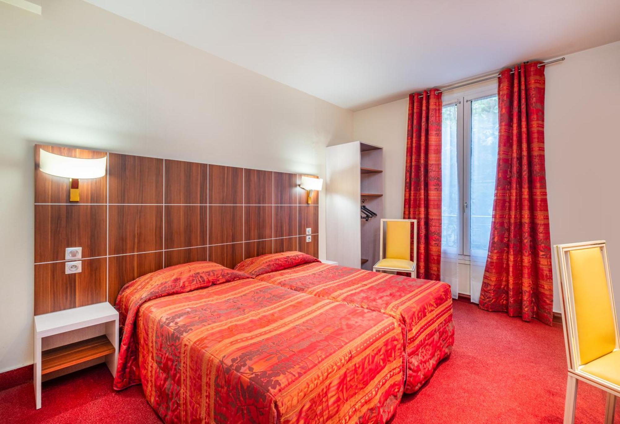 Hotel Terminus Montparnasse Paris Bagian luar foto