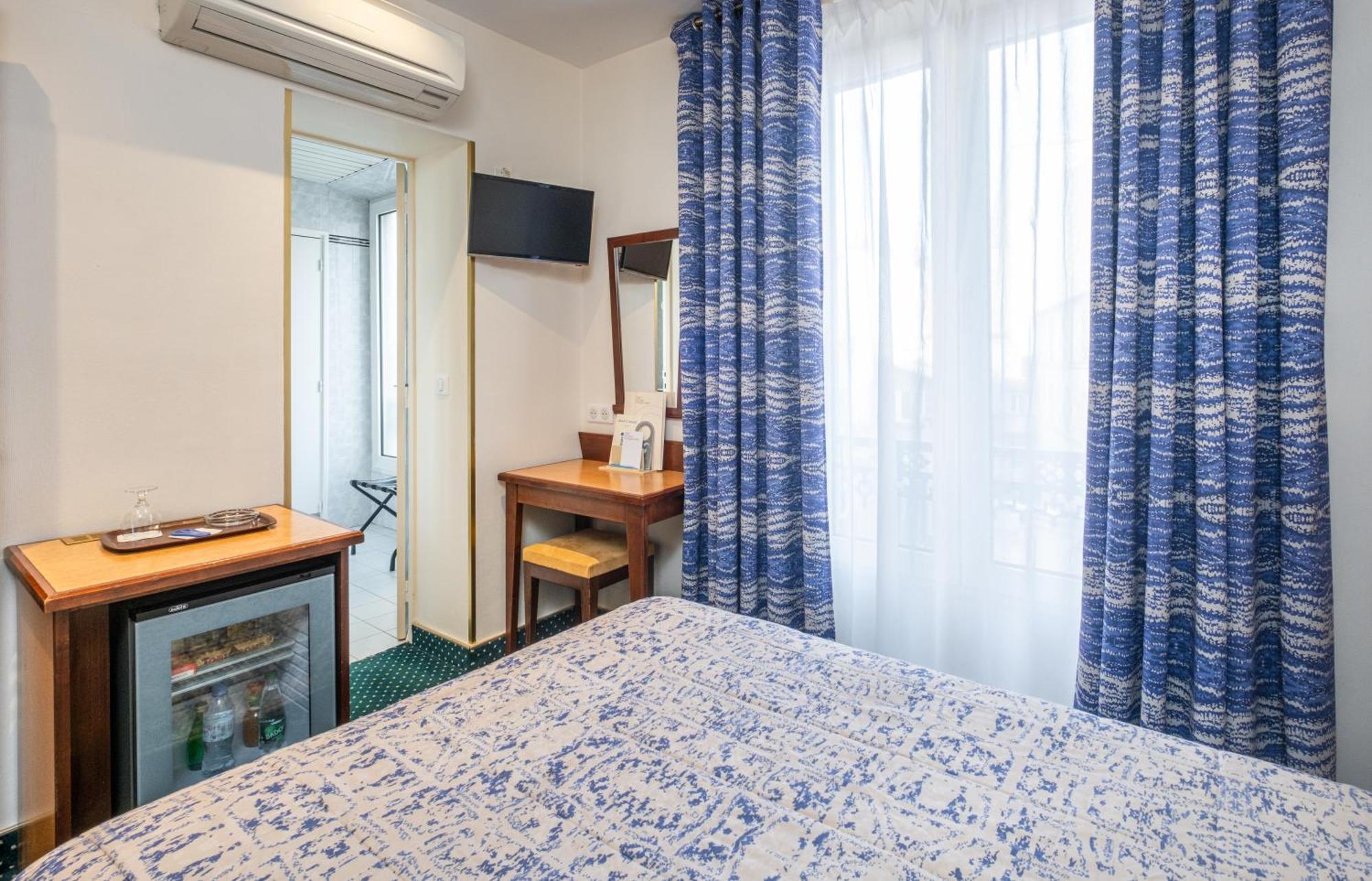 Hotel Terminus Montparnasse Paris Bagian luar foto